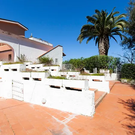 Apartment Un Paradiso A Sorrento Con Piscina
