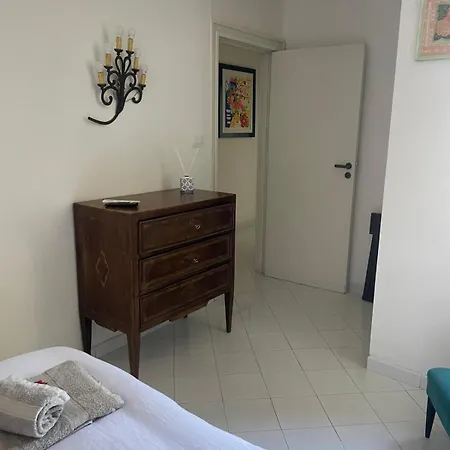 Un Paradiso A Sorrento Con Piscina Apartment