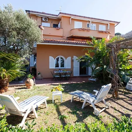 Apartment Un Paradiso A Sorrento Con Piscina *