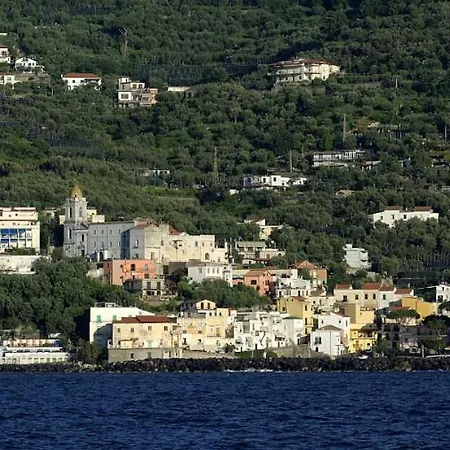 Appartement Un Paradiso A Sorrento Con Piscina